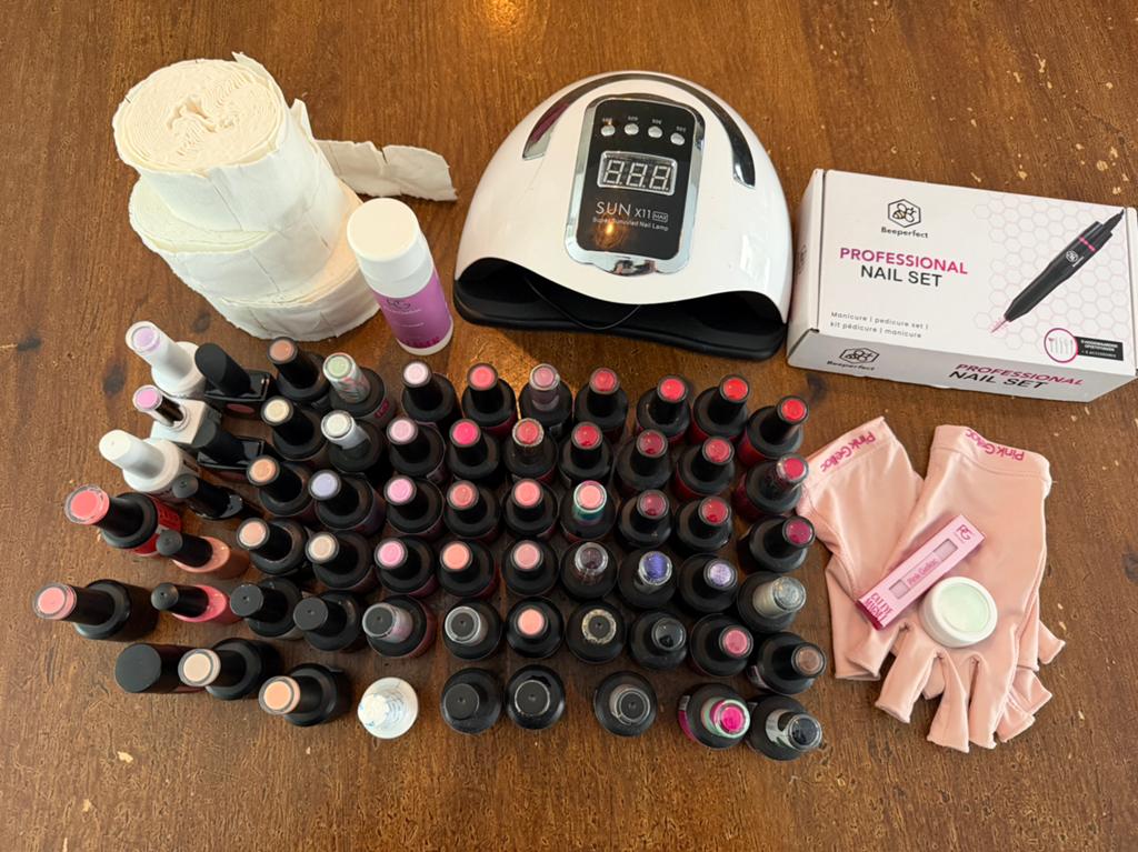 Gellak set met UV-lamp en accessoires, Ophalen of Verzenden, Zo goed als nieuw, Overige typen