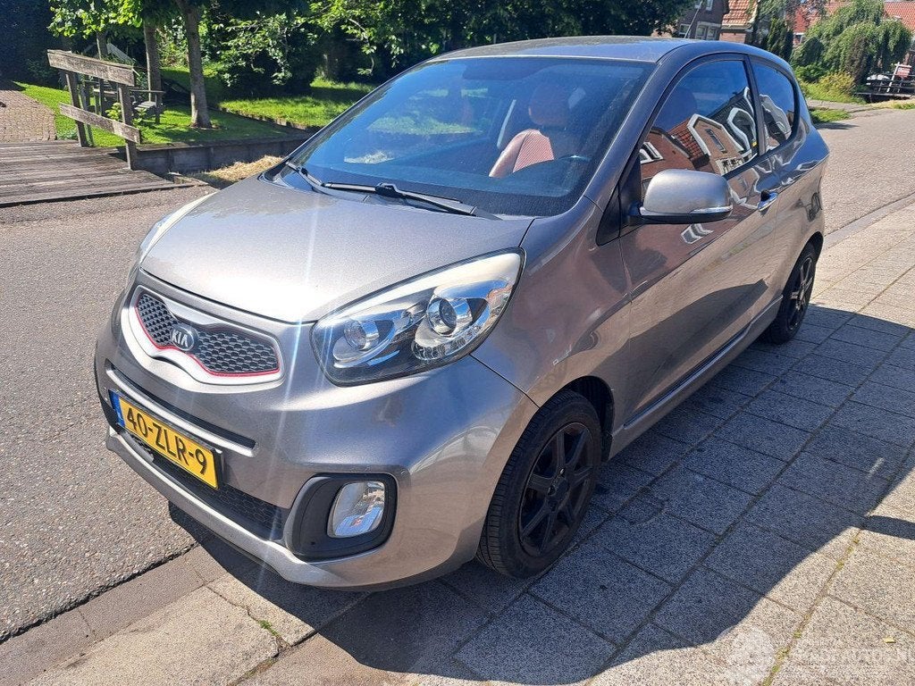 Kia Picanto 1.0i (motor niet goed) (bj 2013), Auto diversen, Schadeauto's, Kia, Benzine, Info@kia.de, Handgeschakeld