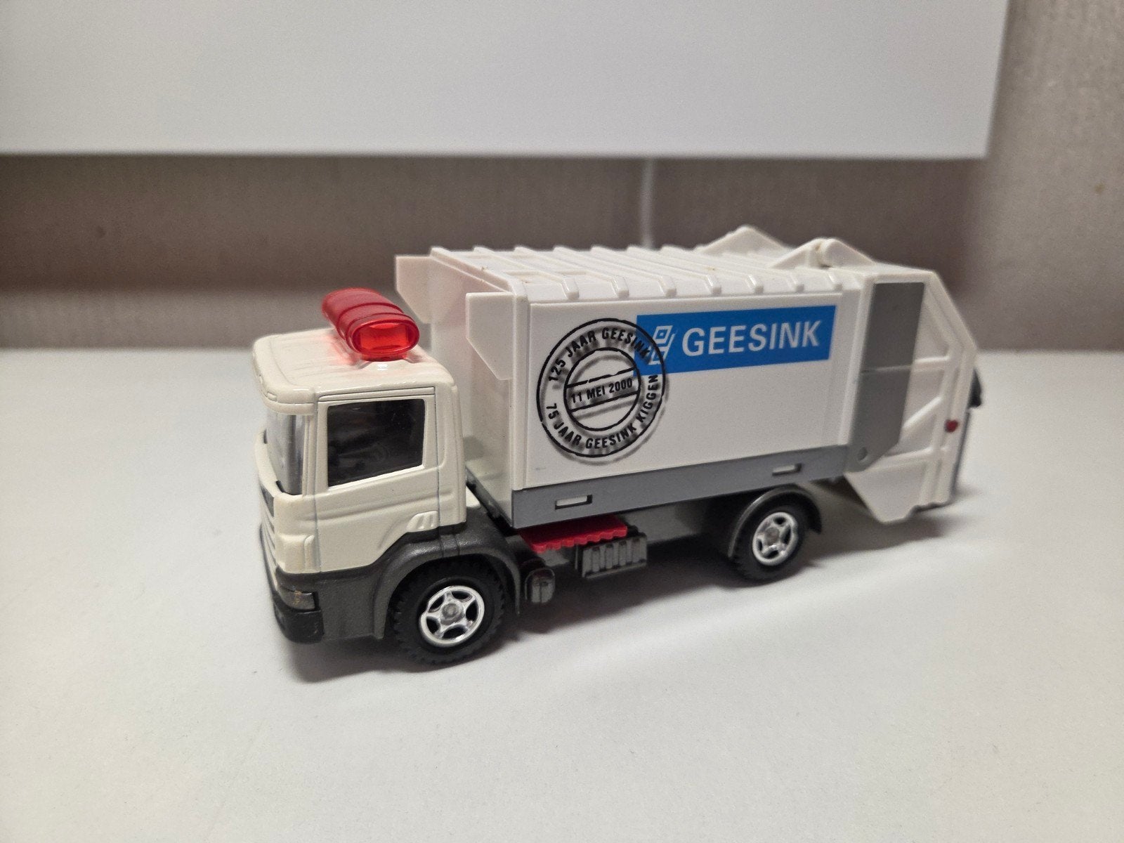 Majorette Scania Vuilniswagen Geesink, Ophalen of Verzenden, Zo goed als nieuw, Bus of Vrachtwagen