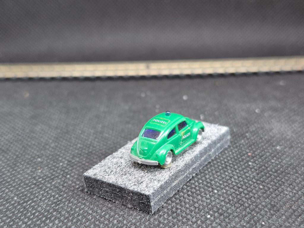 Wiking 935 - Volkswagen Kever 1300 politie (14999), Hobby en Vrije tijd, Modeltreinen | N-Spoor, Overige merken, Gebruikt, Gelijkstroom of Wisselstroom