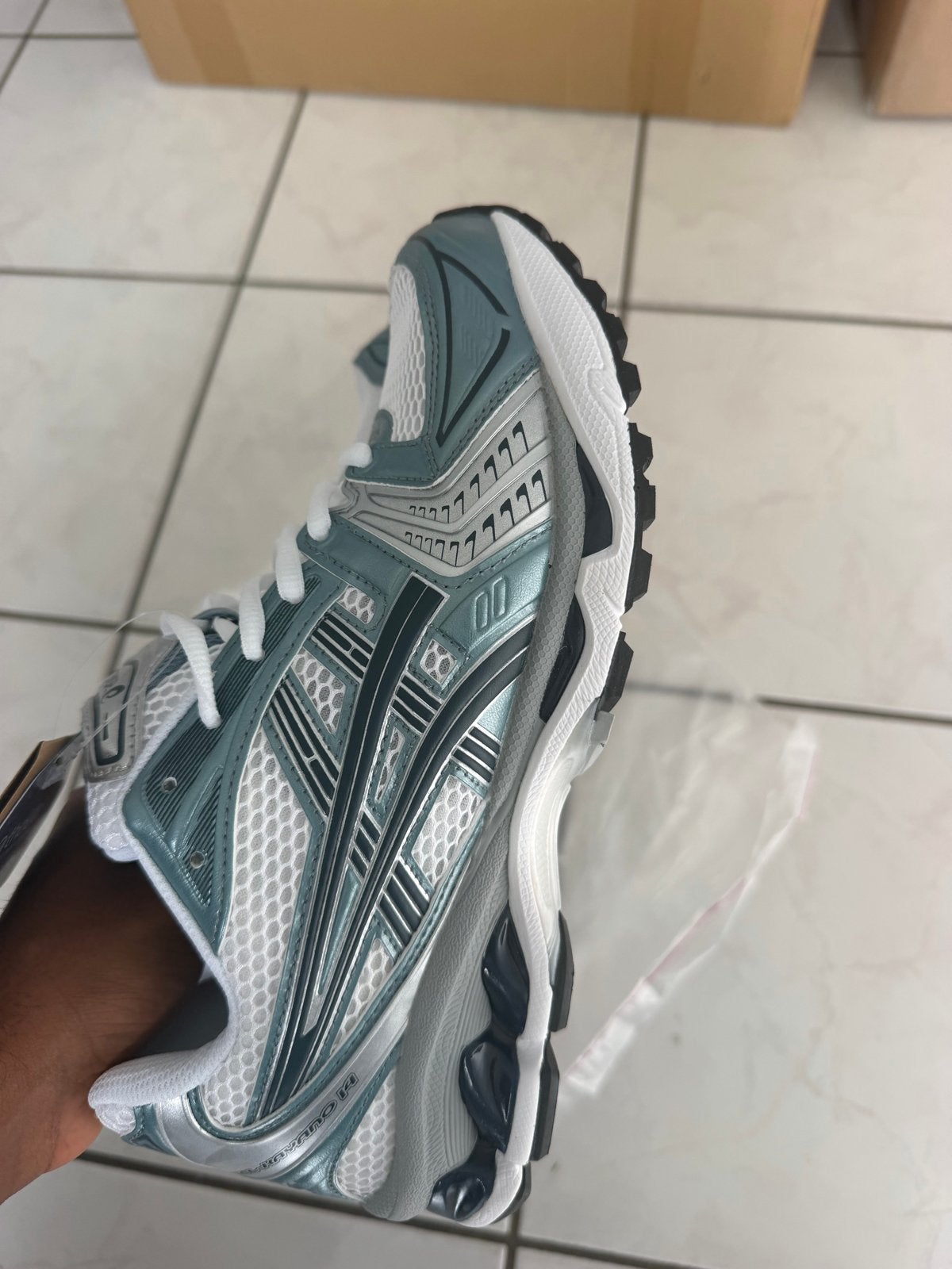 ASICS Gel-Kayano 14 Sneakers - Nieuw in doos, Ophalen of Verzenden, Nieuw, Wit, Sneakers of Gympen