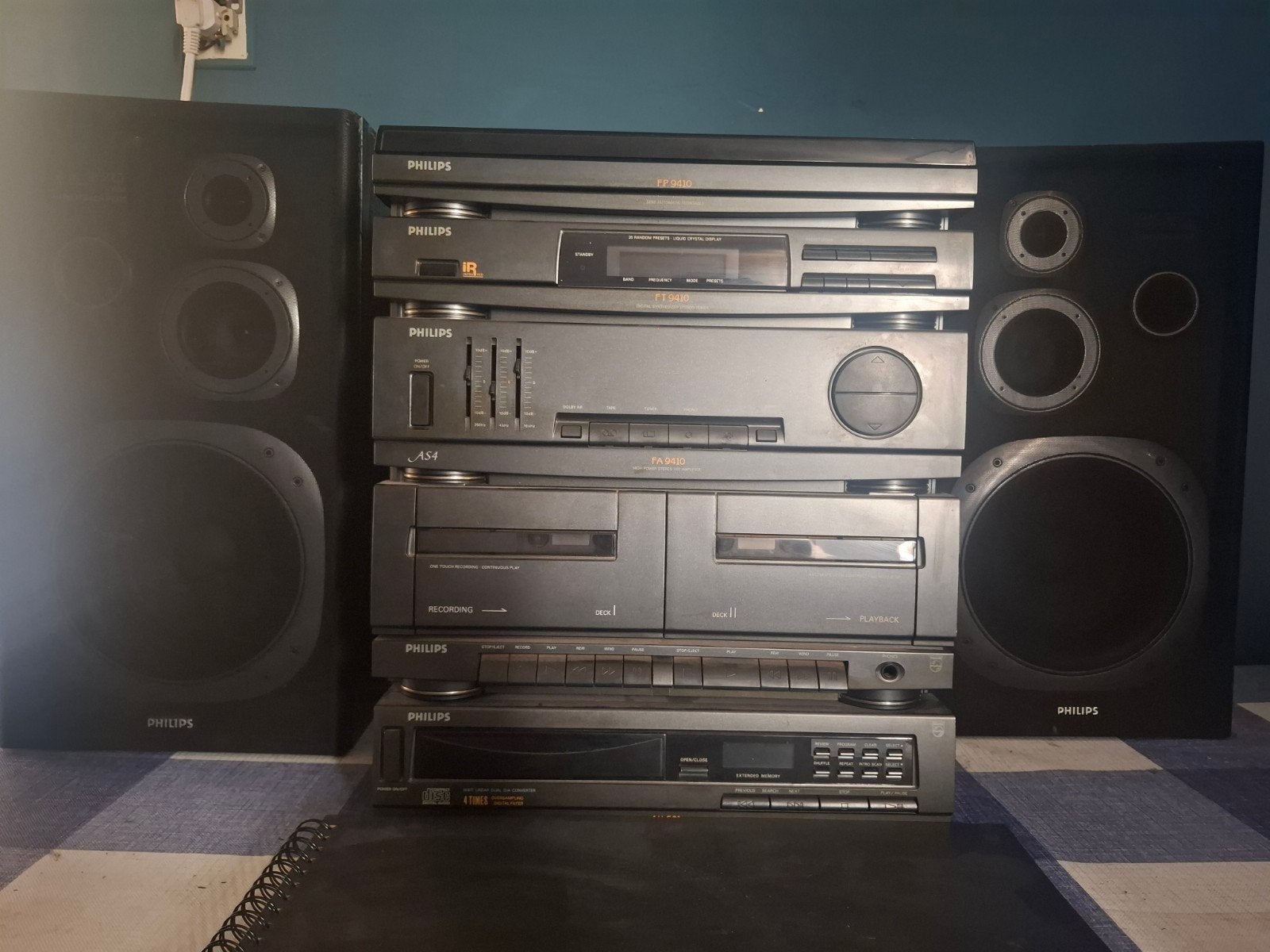 Philips Hi-Fi Stereo Set + Speakers, Ophalen of Verzenden, Zo goed als nieuw, Speakers, Philips