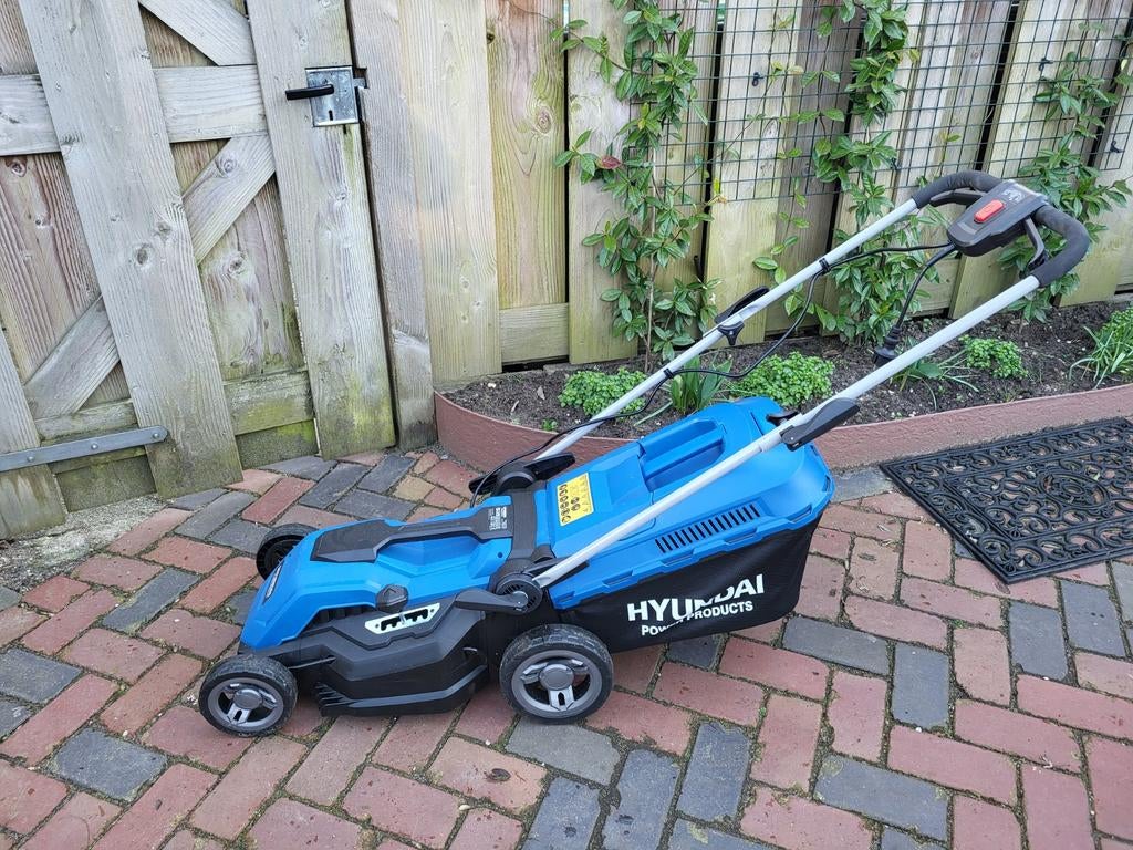 Elektrische Hyundai Grasmaaier van 2024, Ophalen, Cirkelmaaier, Elektrische grasmaaier, 30 t/m 39 cm