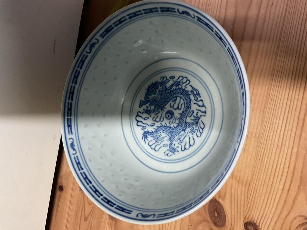 Schaal met draak en Chinese tekens, Ophalen of Verzenden