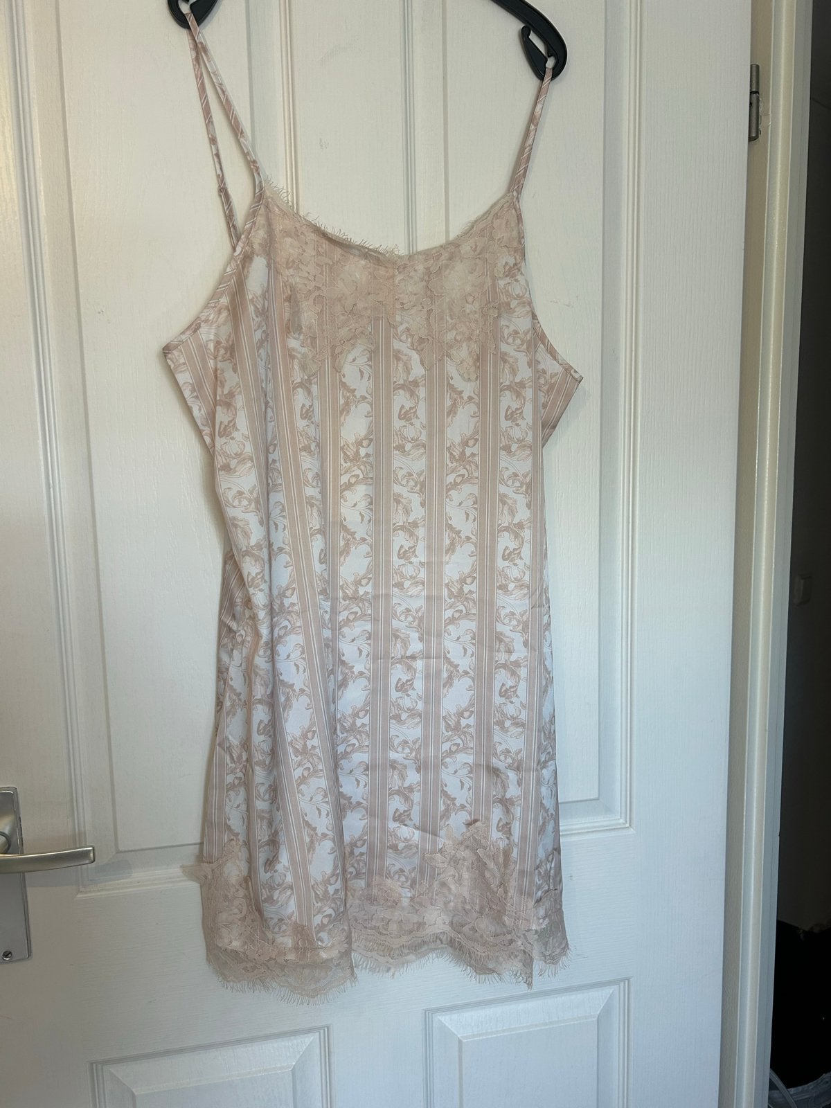 Olcay Gulsen Beauty Nachtkleding M/L NIEUW, Ophalen of Verzenden, Beige, Nachtkleding