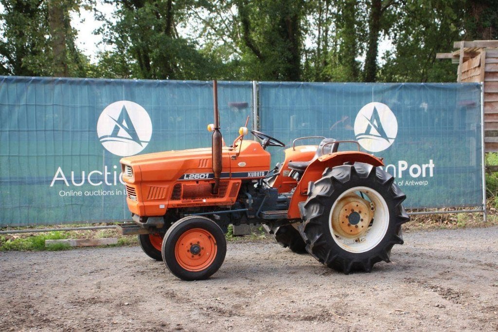 Foto 8 van Veiling: Tractoren en Minitractoren