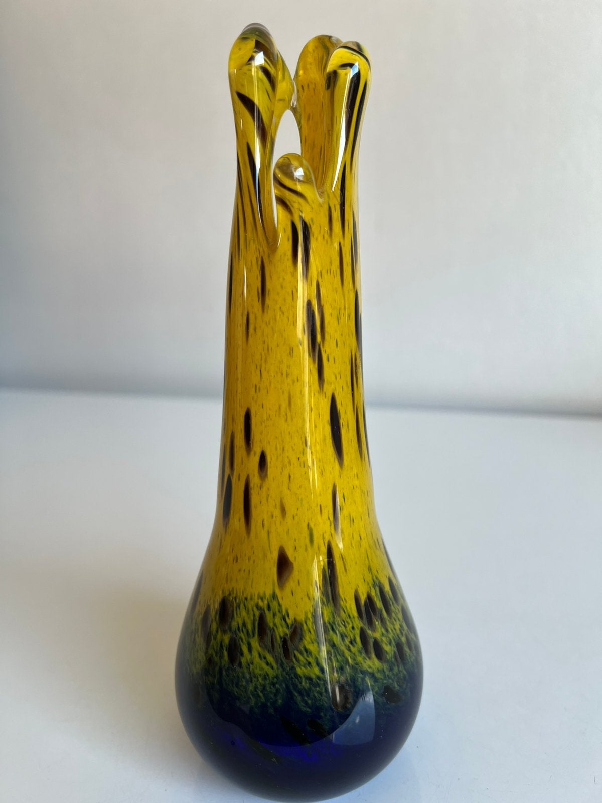 Vintage Mtarfa Malta Vaas Schildpadglas Geel Blauw  80’s, Ophalen of Verzenden