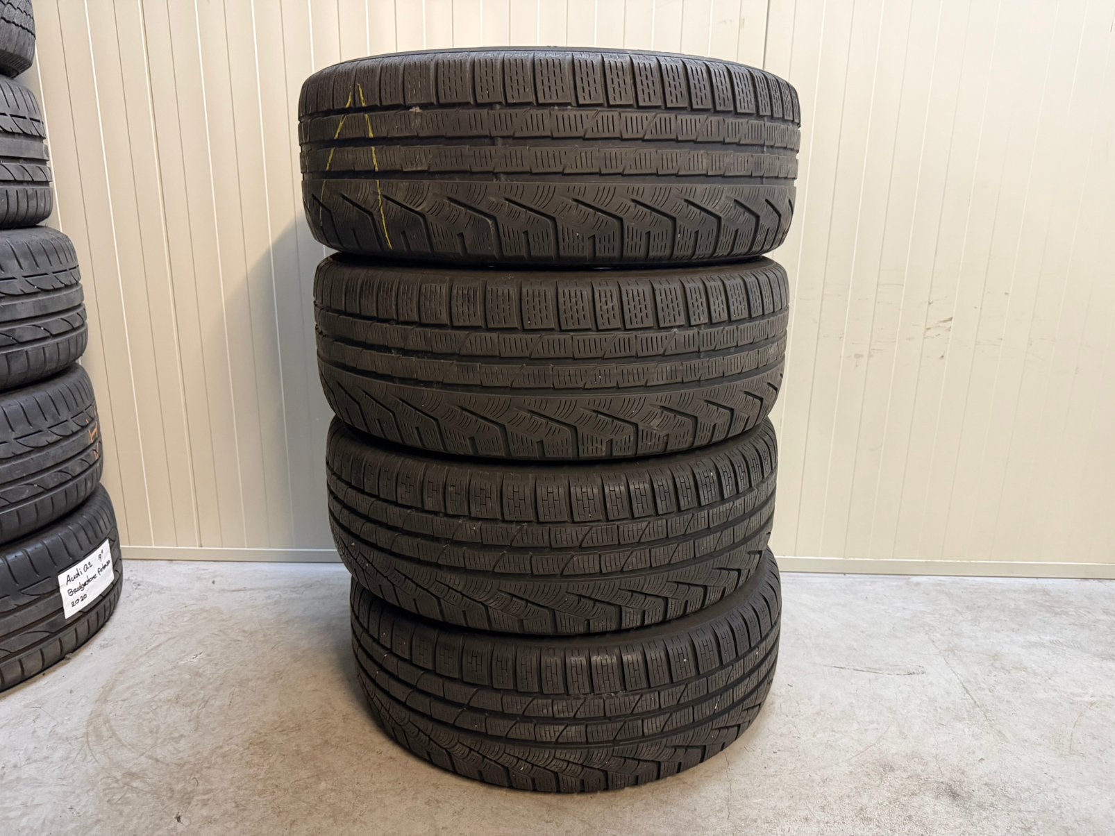 Originele VW tiguan Sebring 18 inch Pirelli Sottozero winter, Ophalen, 18 inch, Gebruikt, Banden en Velgen