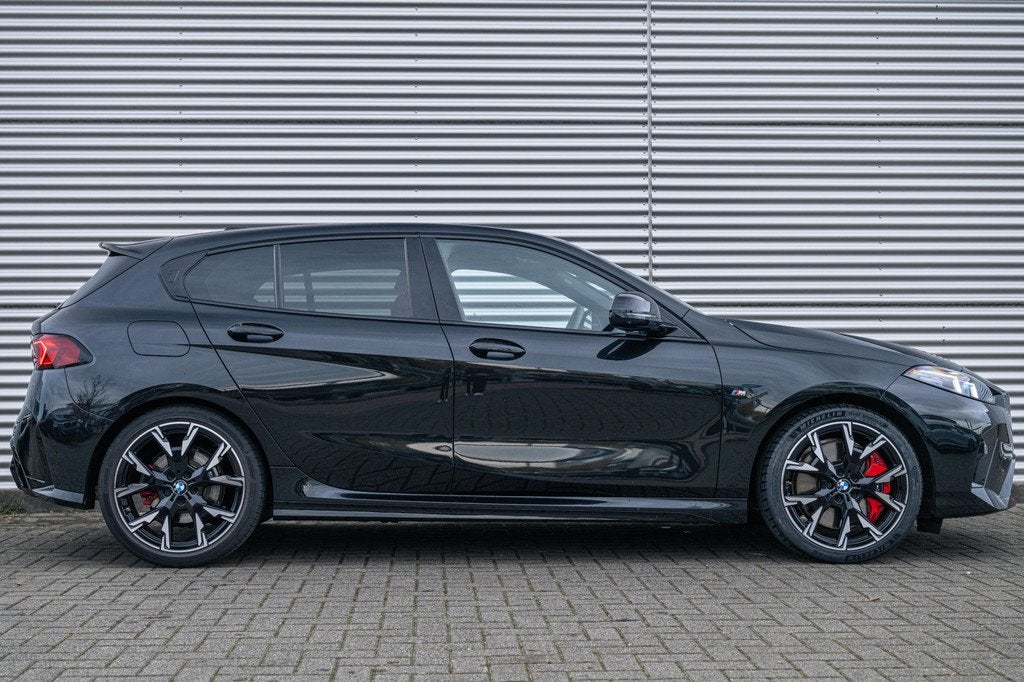 BMW 1 Serie 120 High Executive M Sport Automaat / Panoramada, Auto's, BMW, Gebruikt, Euro 6, 156 pk, Met garantie (alle)