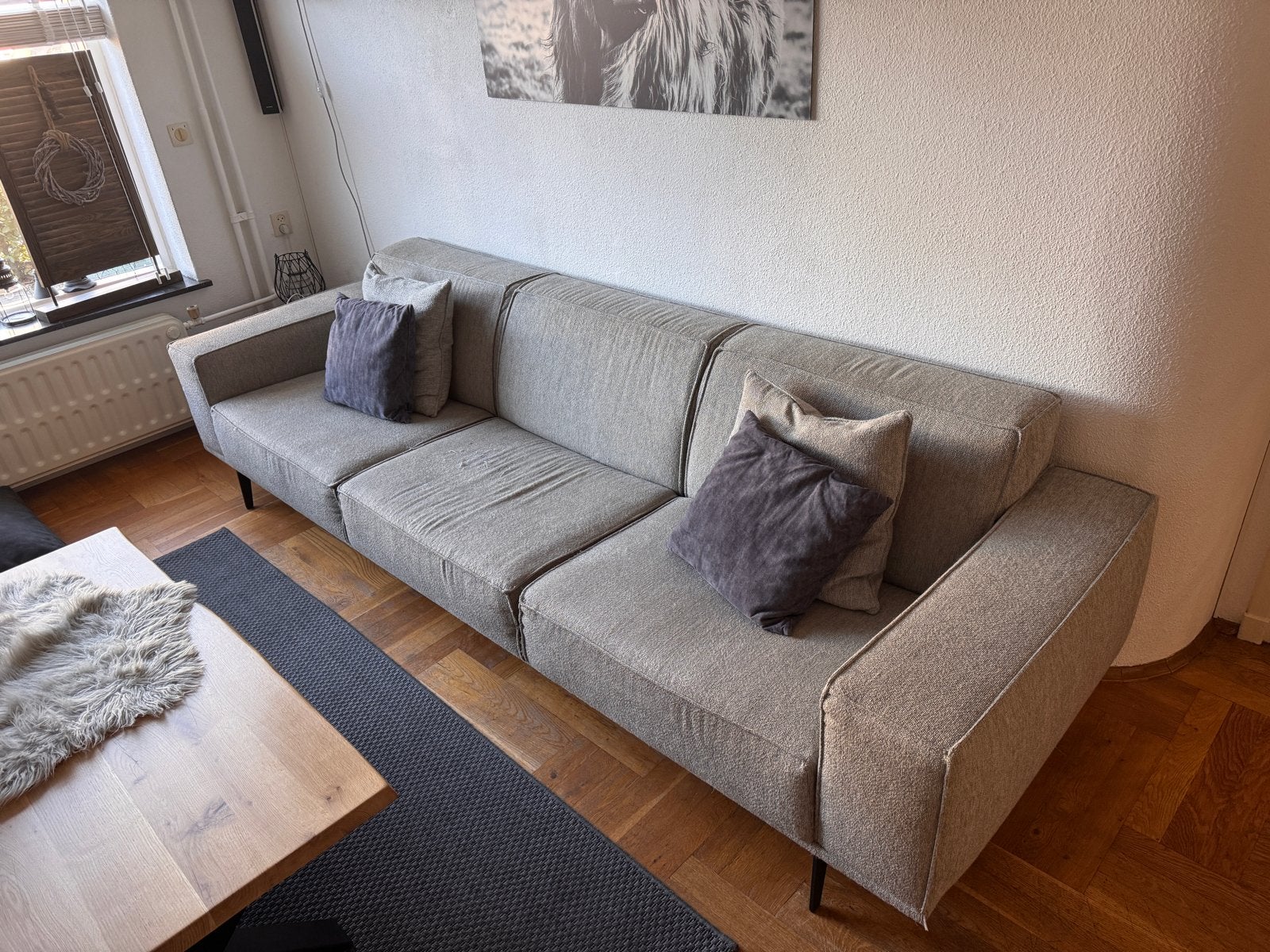Moderne 3-zitsbank in lichtgrijs stof, Ophalen, 250 tot 300 cm, Gebruikt, Driepersoons