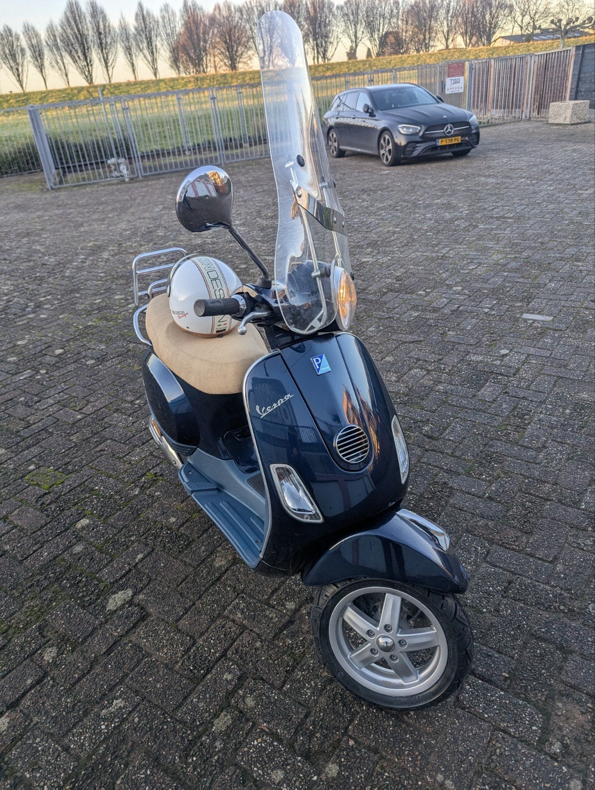 Vespa LX50 Blauw - Nieuwe banden, rolletjes en bougies, Ophalen, Gebruikt