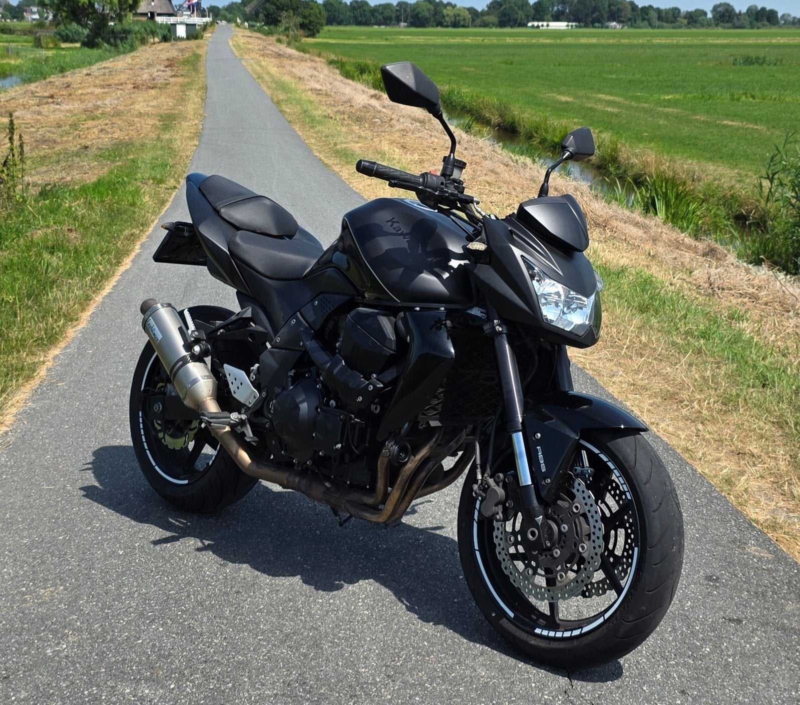Kawasaki Z750 BlackOnBlack 🔥


Bouwjaar 2008

Kilometerstan, Motoren, Motoren | Kawasaki, 750 cc, 4 cilinders, Bedrijf, Sportuitlaat