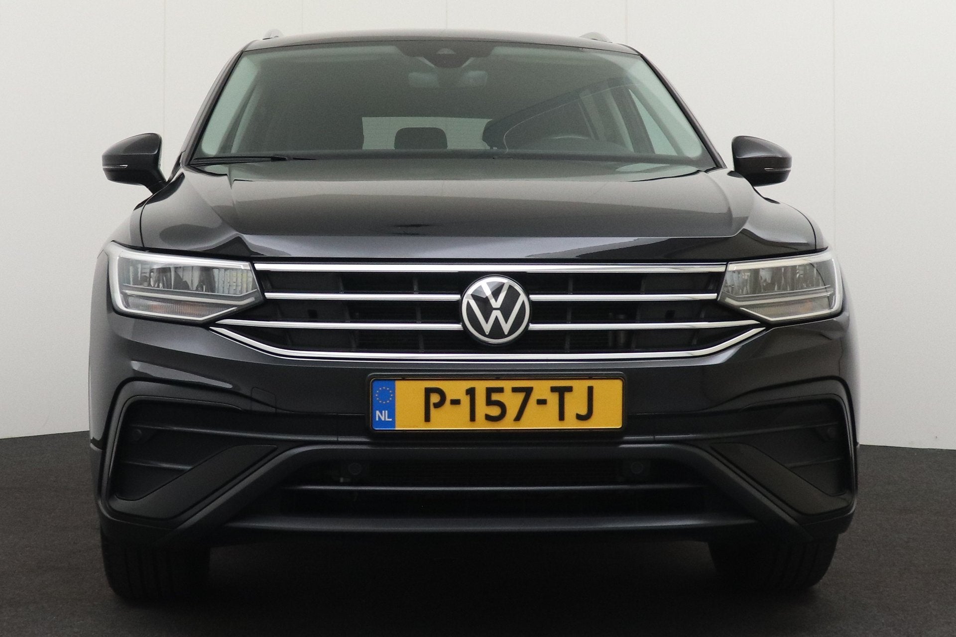 Volkswagen Tiguan Allspace 1.5 150 PK Aut. TSI Black-Style A, Dealer onderhouden, Stof, 150 pk, Zwart
