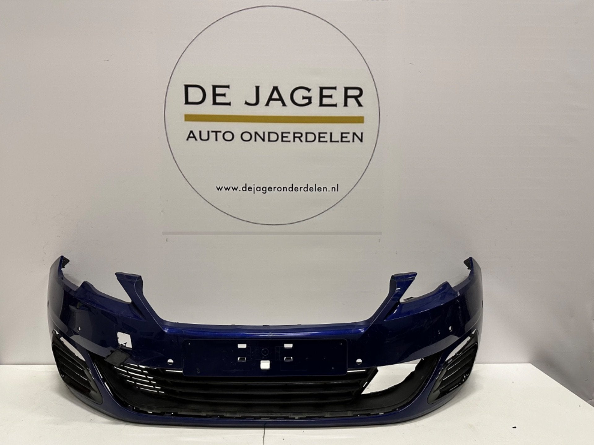PEUGEOT 308 T9 GT VOORBUMPER BUMPER C 06396-091ISMO03, Auto-onderdelen, Taurusavenue 1
2132 LS  Hoofddorp, NL, Gebruikt, Contact.group@renault.com