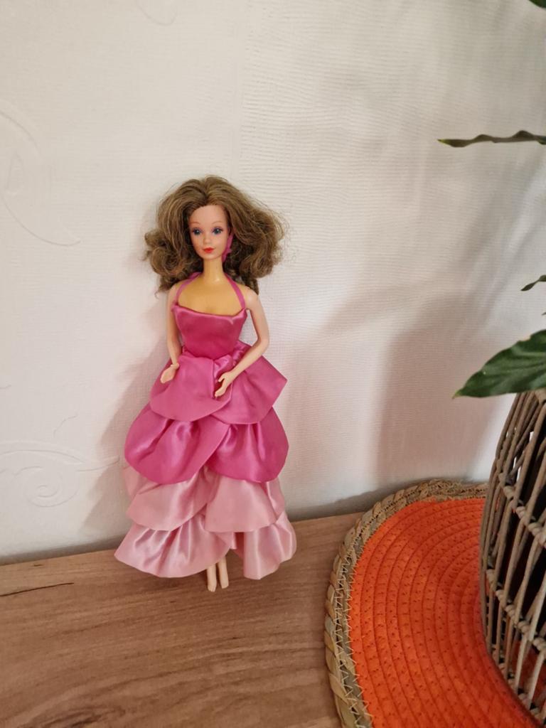 Barbie puppen von mattel, Verzamelen, Poppen, Ophalen of Verzenden, Pop