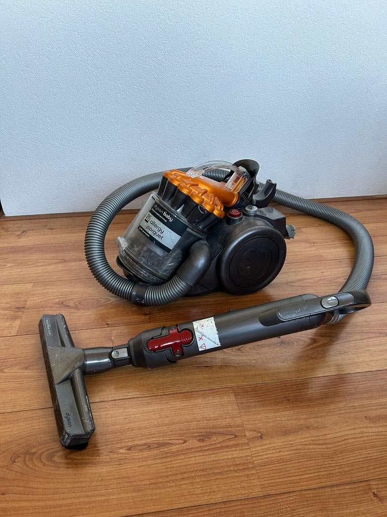 Dyson DC22 Allergy Parquet stofzuiger, Gebruikt, Stofzuiger, Ophalen of Verzenden, 1600 tot 2000 watt