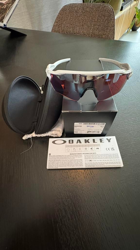 Oakley Radar ev path - polished white - prizm anow sapphire, Zonnebril, Wit, Ophalen of Verzenden, Zo goed als nieuw