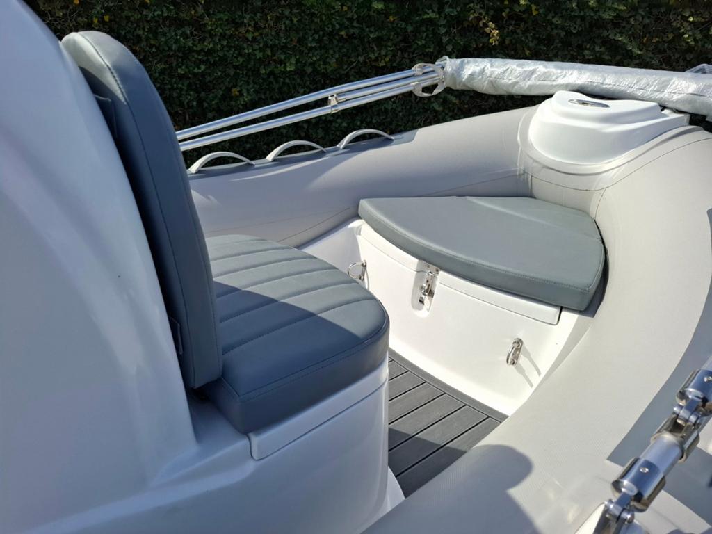 Splinternieuwe Rib 390  25pk Selva 4 takt buitenboordmotor, Watersport en Boten, Rubberboten, Polyester/glasvezel, 4 m, Peddels