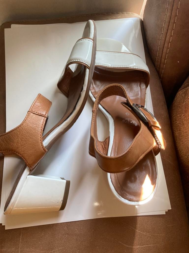 Elegante ledereren sandalen met hak maat 38 Ara, Verzenden, Zwart, Sandalen of Muiltjes, Zo goed als nieuw