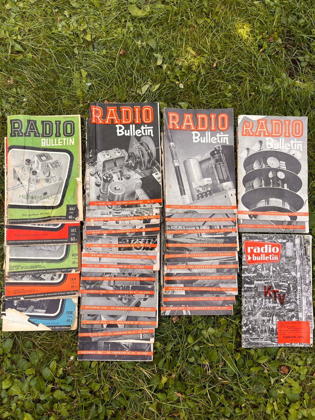 Radio bulletin  diverse nrs 1948 1952 1955, 1956 1957 1958, Verzenden, 1940 tot 1960, Tijdschrift