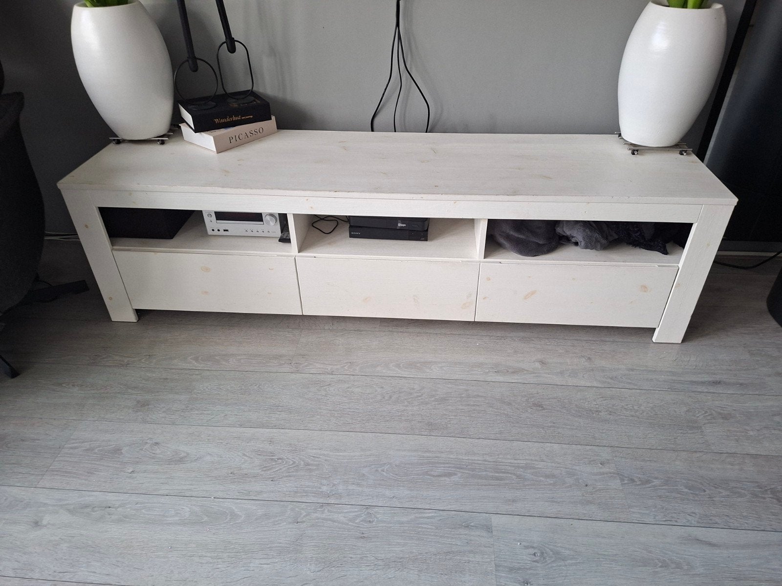 Woood tv kast

46 cm hoog
171 cm lang, Huis en Inrichting, Kasten | Televisiemeubels, Ophalen, Gebruikt, 25 tot 50 cm, Minder dan 100 cm