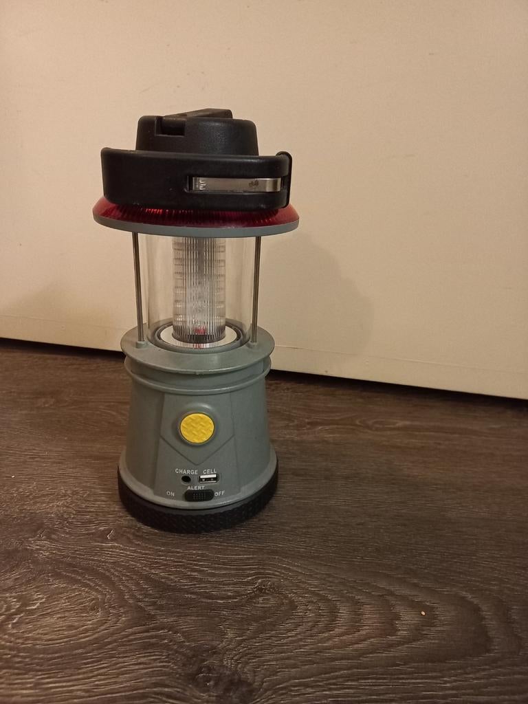 LED Camping Lantaarn met USB Oplaadfunctie, Ophalen of Verzenden, Gebruikt