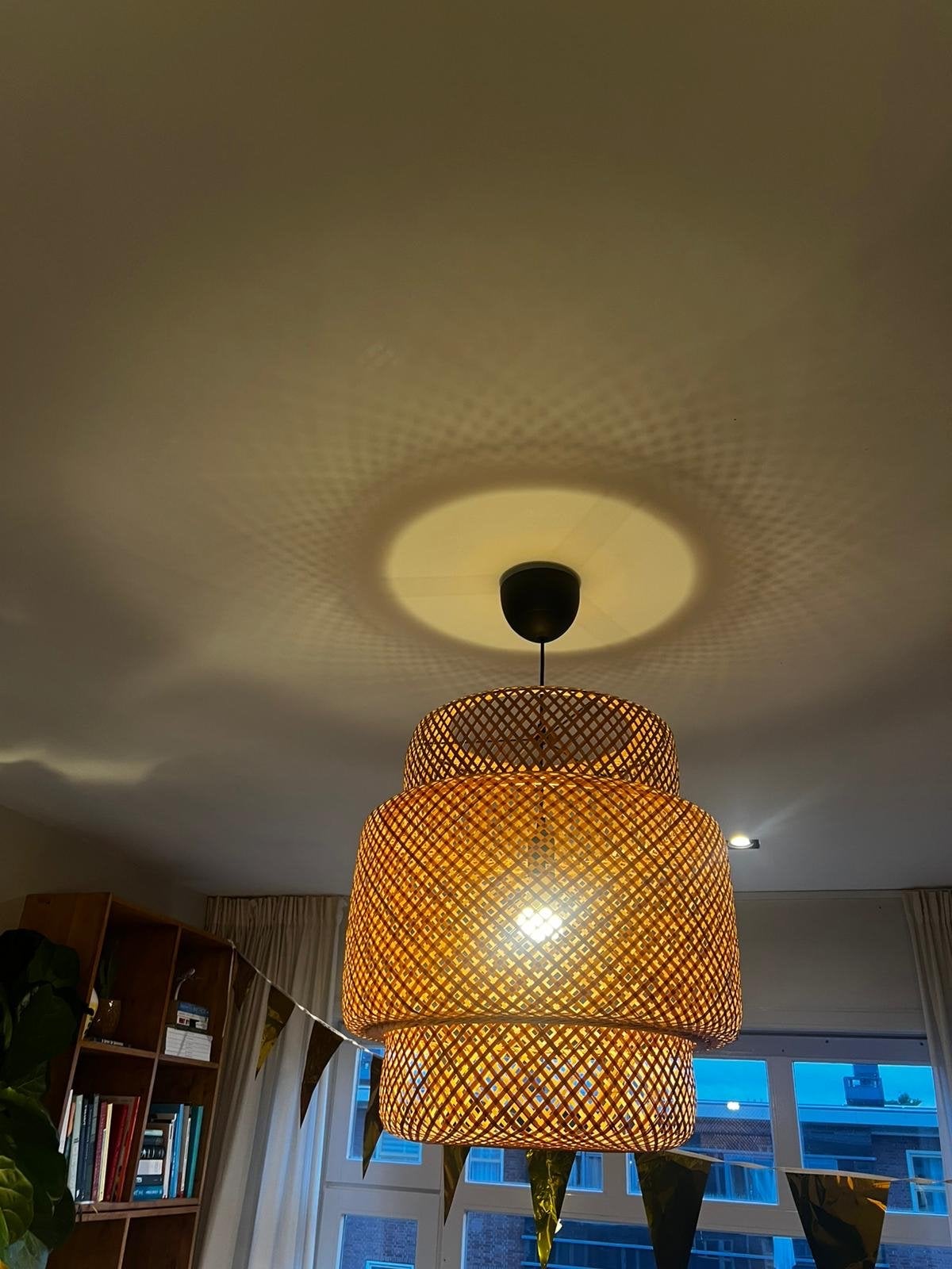 IKEA SINNERLIG Hanglamp Bamboe Handgemaakt, Ophalen, Zo goed als nieuw, Natuurlijk materiaal, E27 (groot)