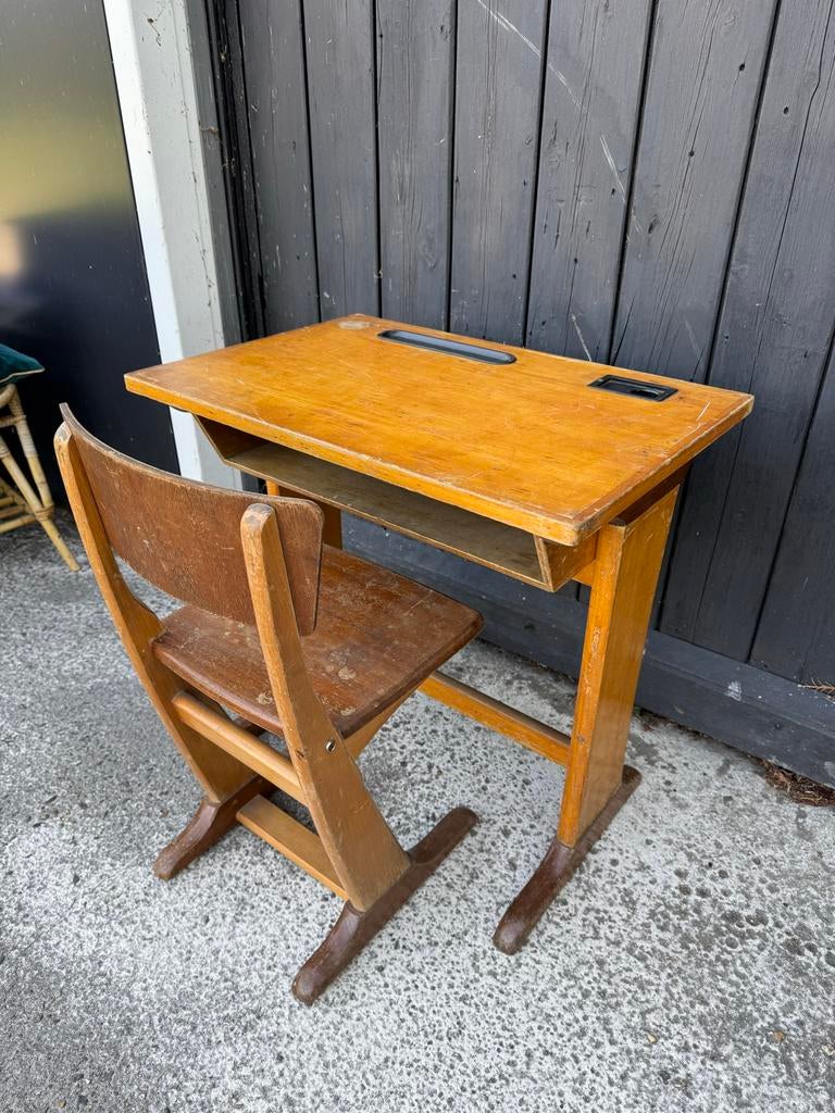 Vintage schoolbankje met stoel - Authentiek en charmant, Ophalen