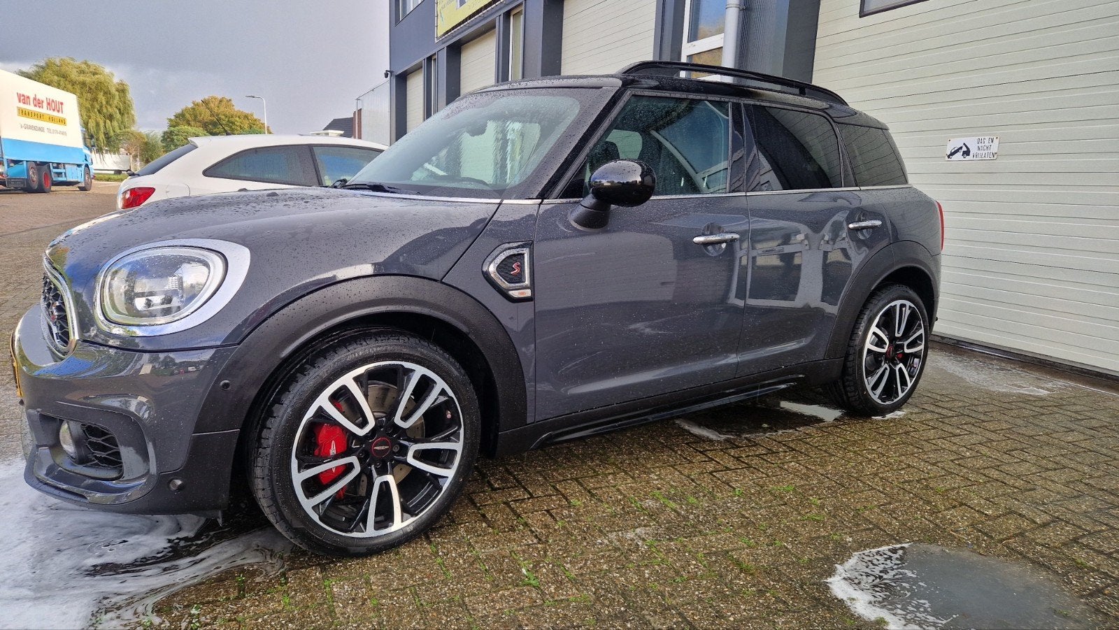 Mini Countryman Cooper S JCW uitgevoerd/Apple Carplay, Auto's, Dealer onderhouden, 272 pk, Particulier, 2000 cc