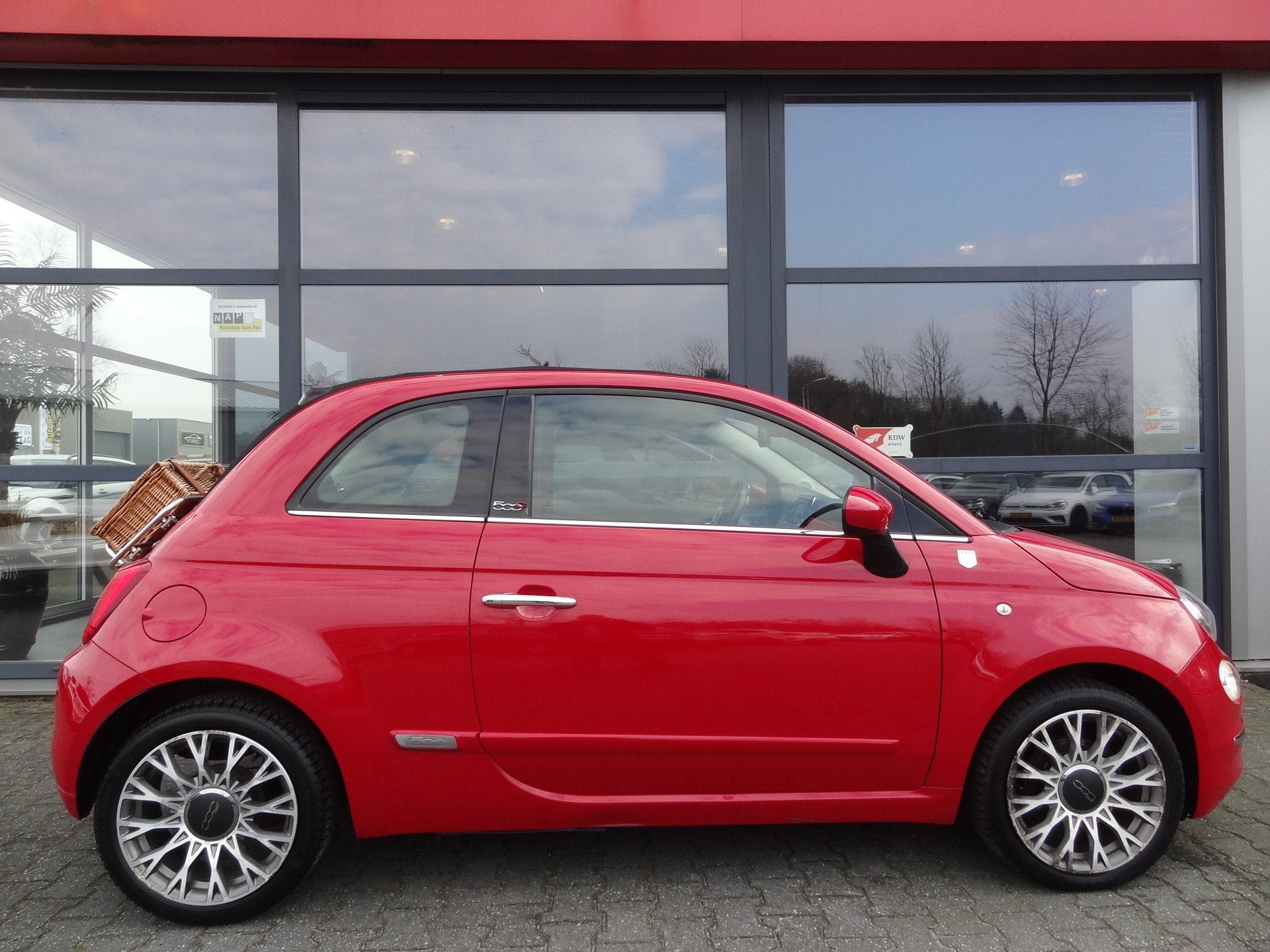 Fiat 500C 0.9 TwinAir Turbo | NL-AUTO | NAVI | CLIMA |, Gebruikt, Cabriolet, Leder en Stof, Origineel Nederlands