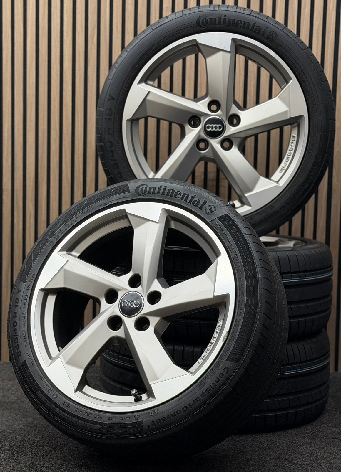 Originele 18 inch Audi A4 S4 B9 5x112 ET40 66.5 245/40/18, Ophalen, 18 inch, 245 mm, .
