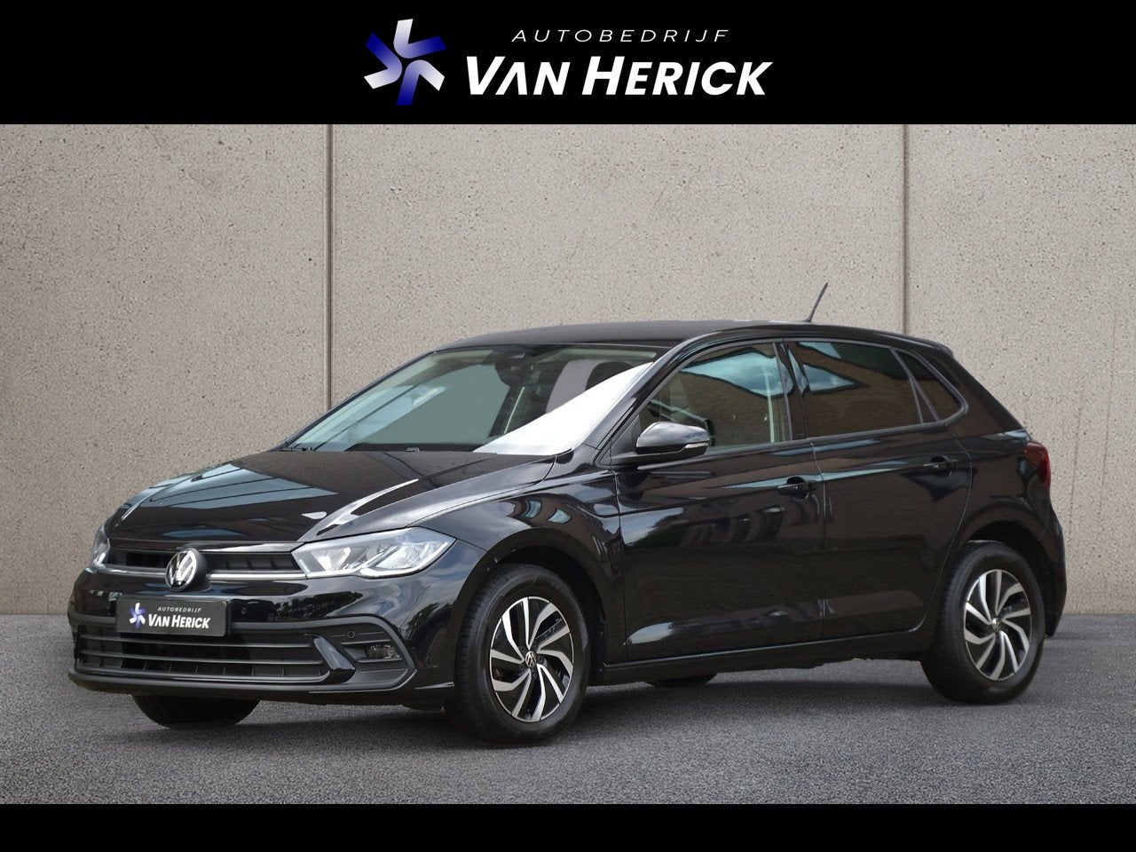 Volkswagen Polo 1.0 TSI Life 95PK | ACC | Carplay | Stoelver, Auto's, Voorwielaandrijving, Stof, Gebruikt, Zwart