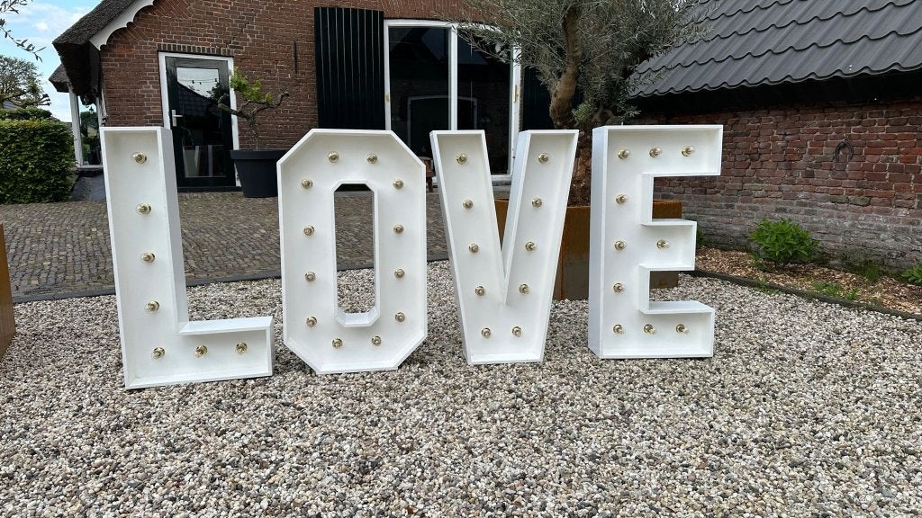 Fantastische Lichtletters 'LOVE' 1 meter hoog, Ophalen, Nieuw, Geboorte of Huwelijk