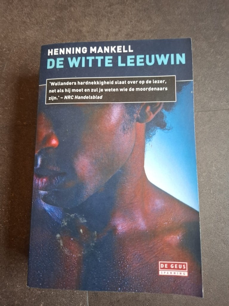 De witte leeuwin - Henning Mankell, Ophalen, Zo goed als nieuw