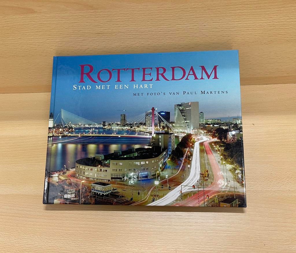P. Martens - Rotterdam stad met een hart, in nieuwstaat!, Ophalen of Verzenden, Zo goed als nieuw, P. Martens; J. Kok