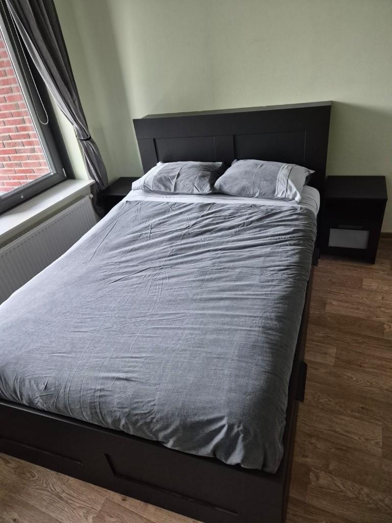 IKEA Brimnes Tweepersoons Bed 140x200 compleet 1 jaar oud, Huis en Inrichting, Slaapkamer | Bedden, Ophalen, Zwart, Tweepersoons