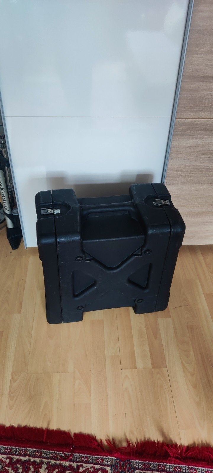 SKB Flightcase 6u Rack, Muziek en Instrumenten, Behuizingen en Koffers, Ophalen of Verzenden, Gebruikt, Overige instrumenten, Flightcase