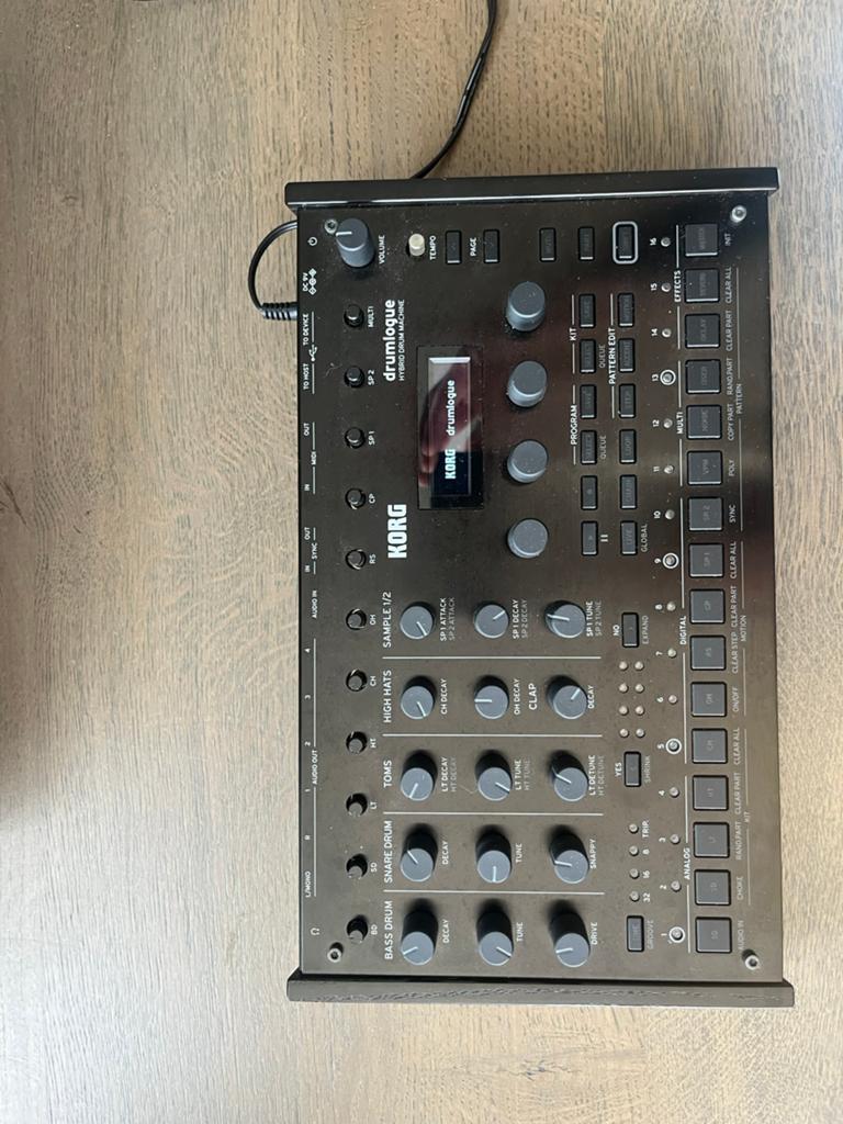 Korg Drumlogue - Analog / Digital Hybrid Drum Machine, Ophalen of Verzenden, Zo goed als nieuw, Korg