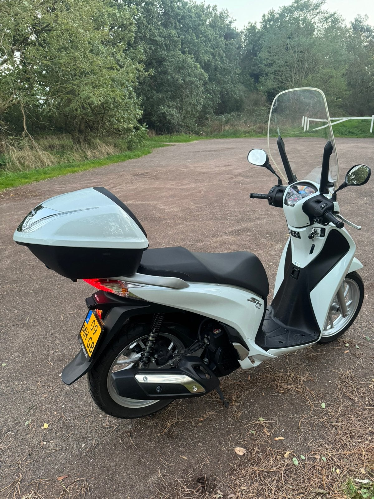 Honda sh150i  Bj 27-12-2016   Km 8893 in zeer nette staat, Ophalen