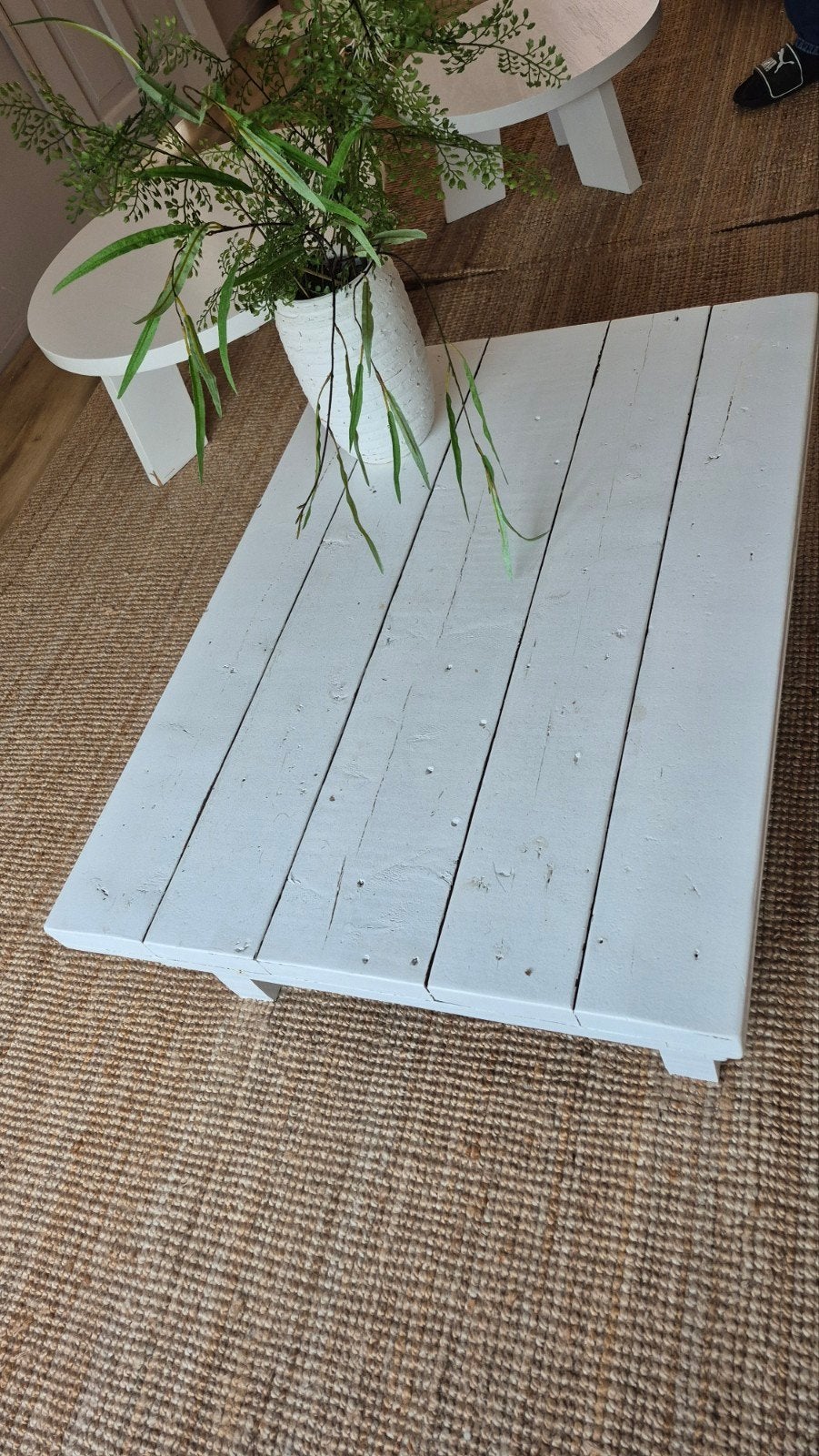 Stevige lage brocante salontafel met planken, wit, Ophalen, Gebruikt, 100 tot 150 cm, 50 tot 100 cm