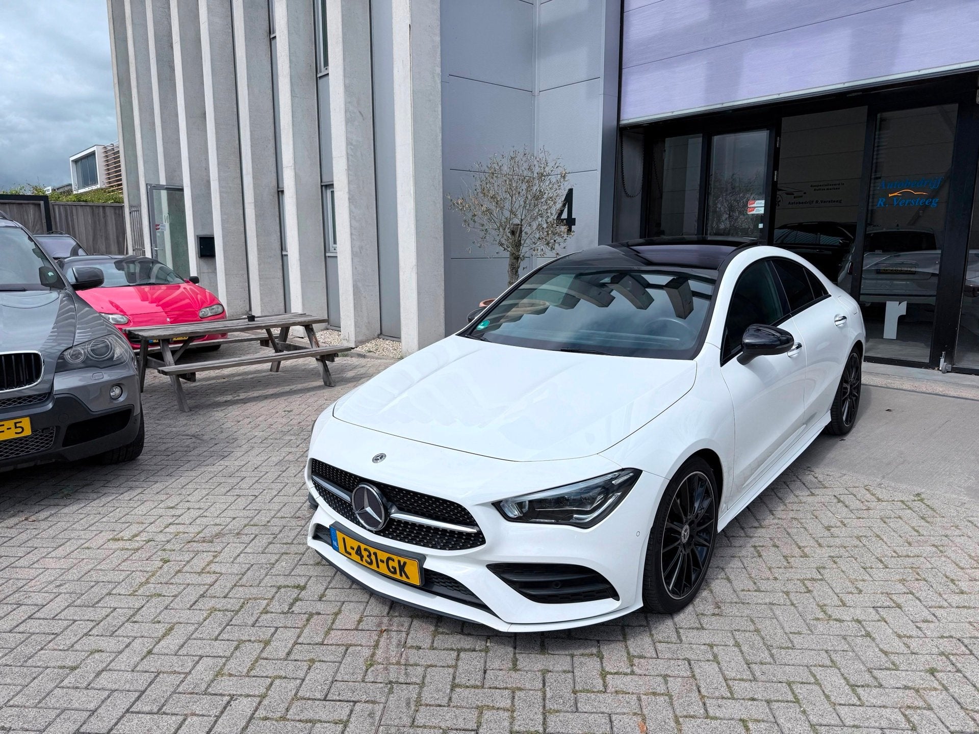Mercedes-Benz CLA-klasse 200 AMG Edition! VOL OPTIES! LEES T, Auto diversen, Schadeauto's, Wit, Mercedes-Benz, Handgeschakeld