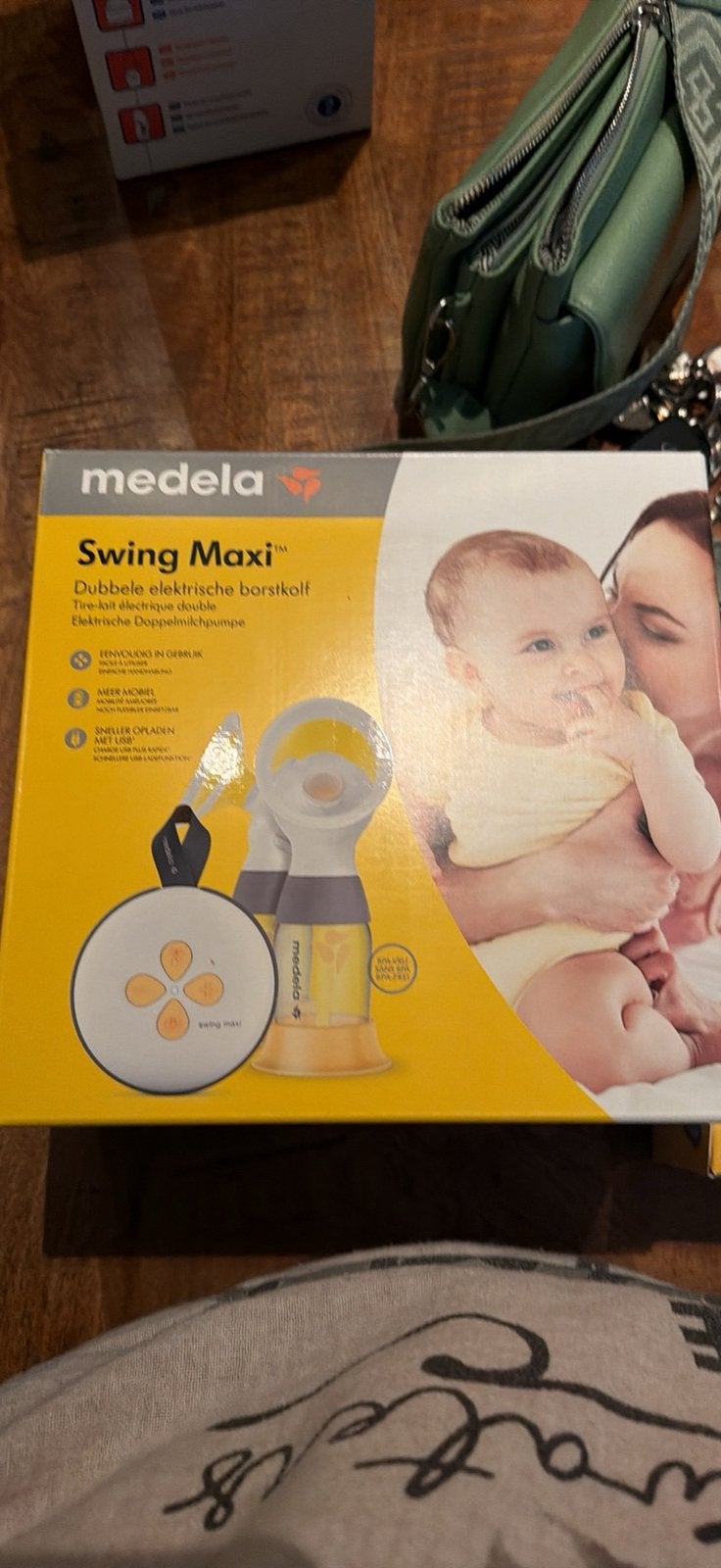 Medel borstkolf swing maxi en een doos flesjes en bewaarzak, Ophalen, Medela, Nieuw, Borstkolf
