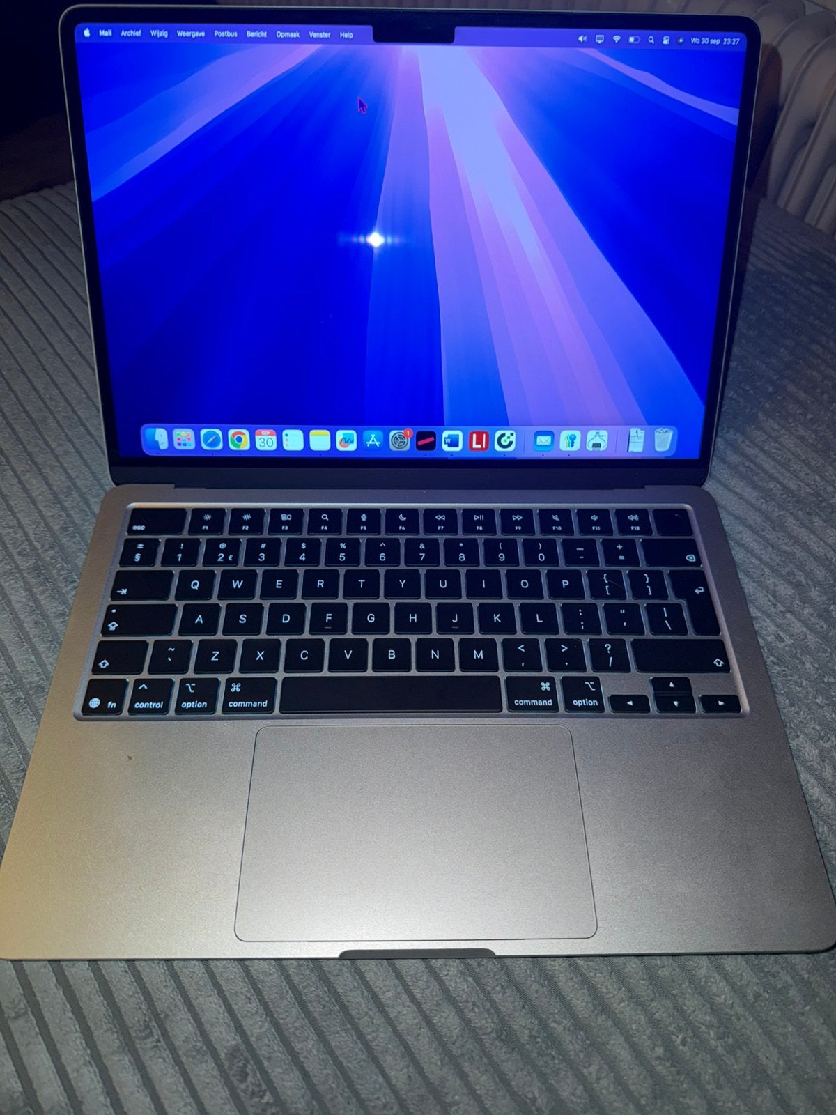 Foto 2 van MacBook Air 13 inch M4 2025