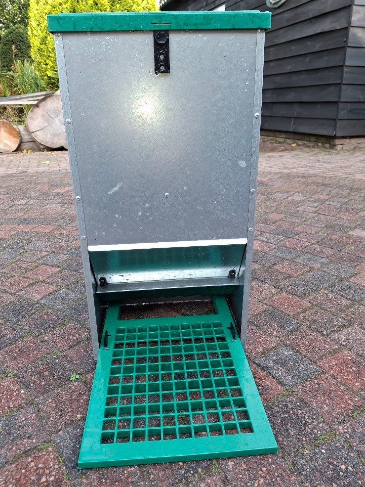 automatische voerbak (feed - o matic)H65xB35xD25, Dieren en Toebehoren, Ophalen, Zo goed als nieuw, Eten en Drinken