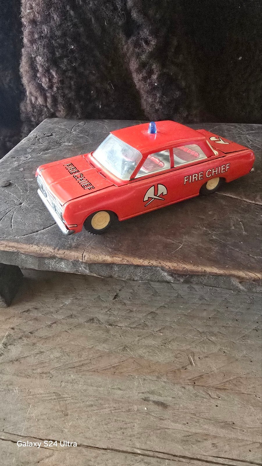 97 a > Fire Chief auto Blikken Antieke., Antiek en Kunst, Antiek | Speelgoed, Ophalen of Verzenden