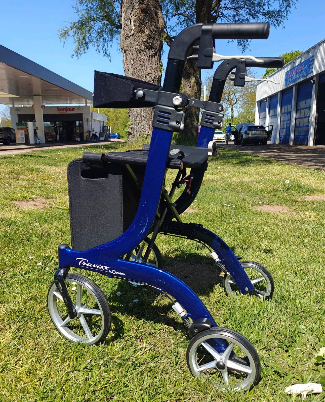 Koningsblauwe Travixx DeLuxe rollator maat S, Diversen, Ophalen of Verzenden, Lichtgewicht, Zo goed als nieuw