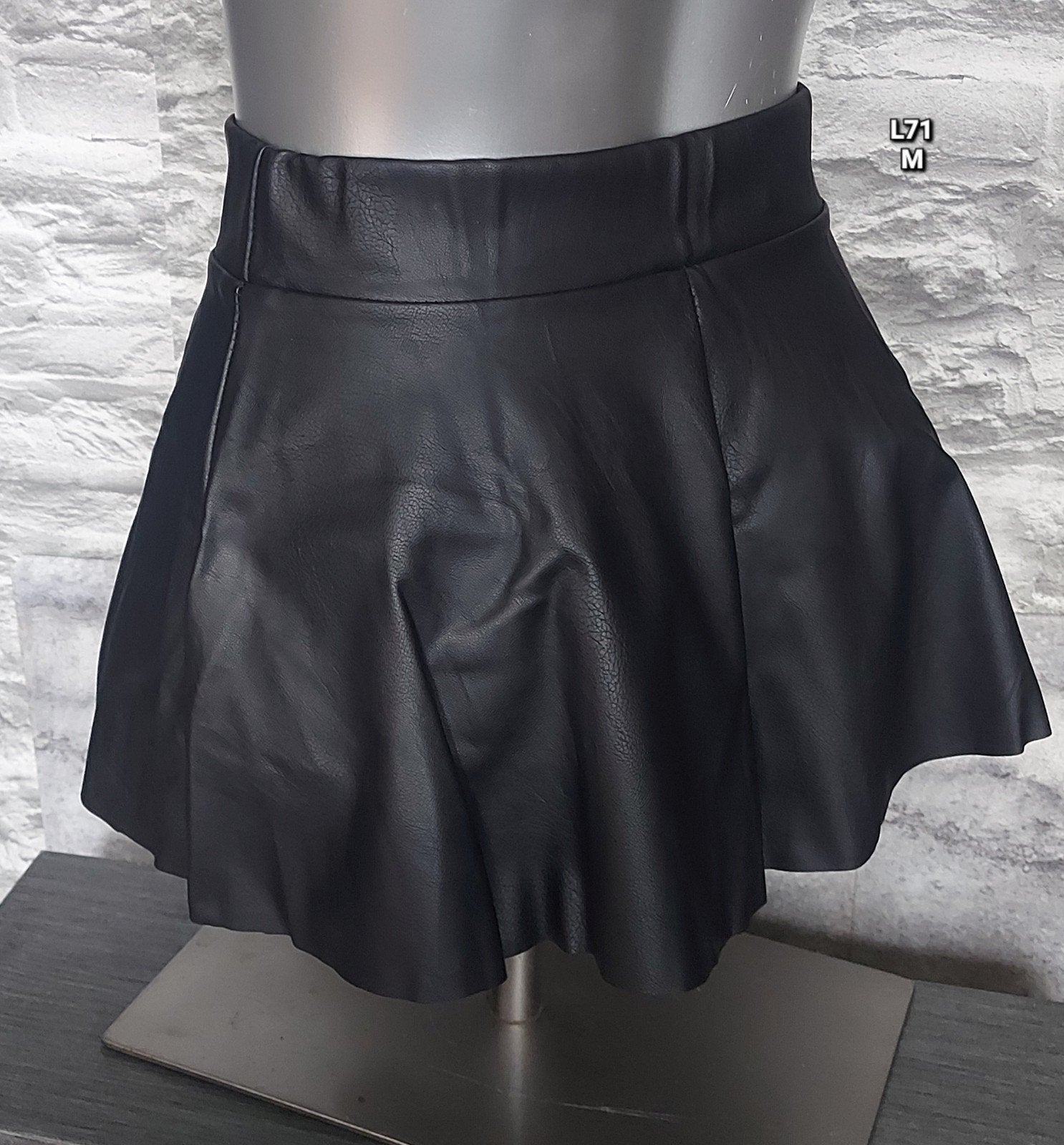 Kinky Zwart leren mini rokje - Maat M, Maat 38/40 (M), Zwart, Nieuw, Ophalen of Verzenden