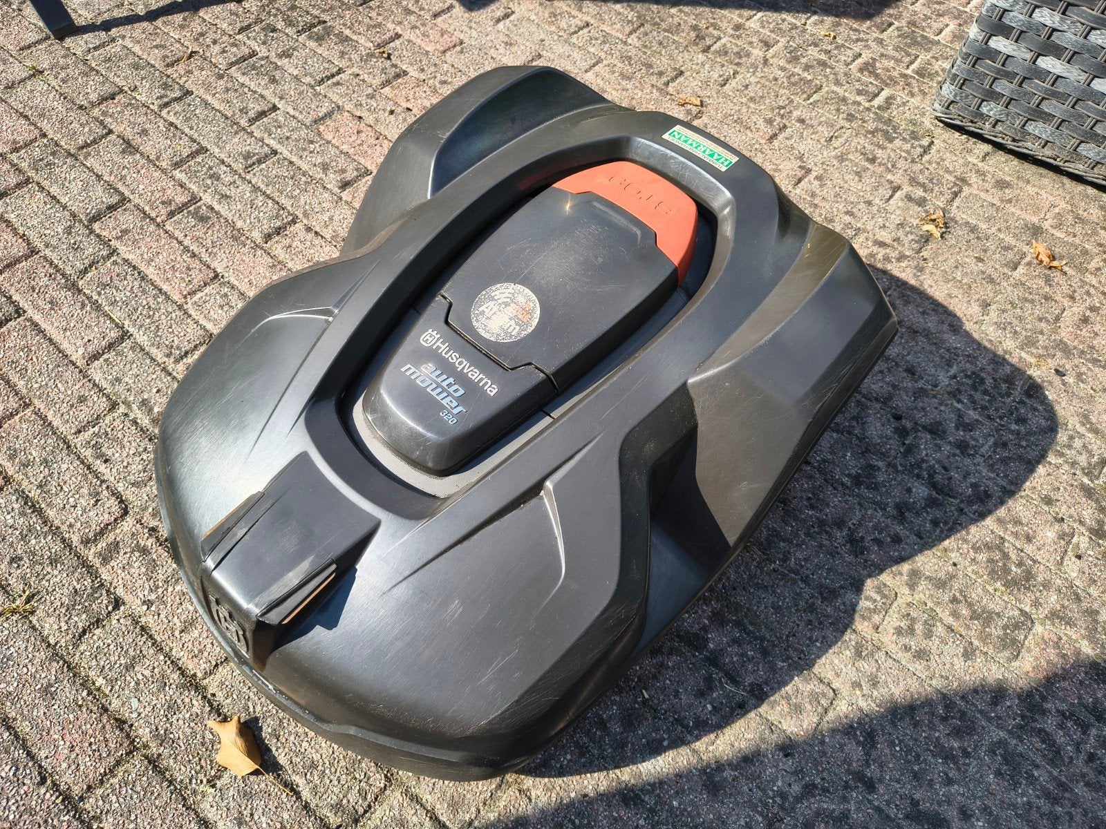Husqvarna robotmaaier automower 320, Tuin en Terras, Robotmaaiers, Ophalen of Verzenden, Gebruikt, 20 tot 25 cm, Husqvarna