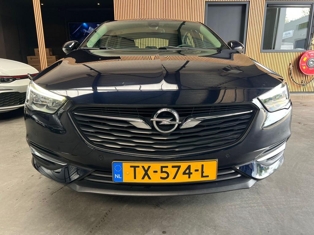 Opel Insignia Grand Sport 1.5 Turbo Online Edition Camera|Cr, Auto's, Opel, Voorwielaandrijving, Stof, Gebruikt, 700 kg