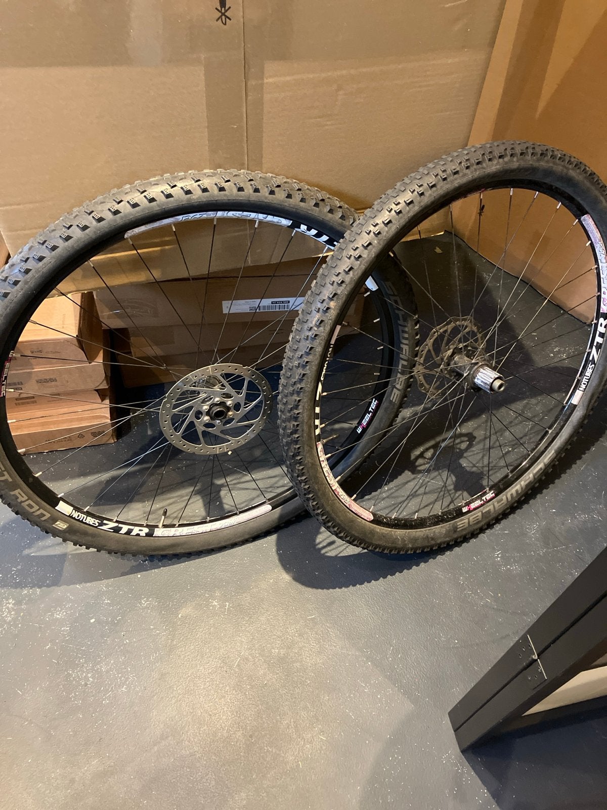 Handgemaakte Wheeltec Alkmaar MTB wielen (29 inch), Ophalen of Verzenden, Gebruikt, Mountainbike, Wiel